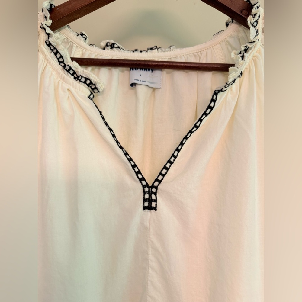 Old Navy‎ Cream Mini 100%Cotton Dress with Black Embroidery Large - Picture 6 of 13